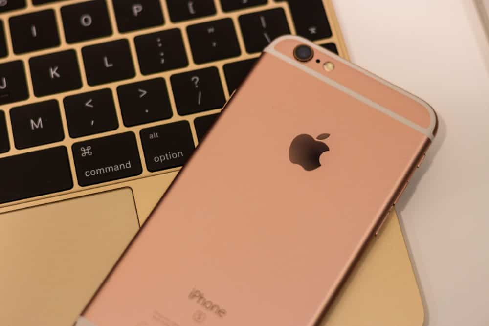 iPhone 6s 背面